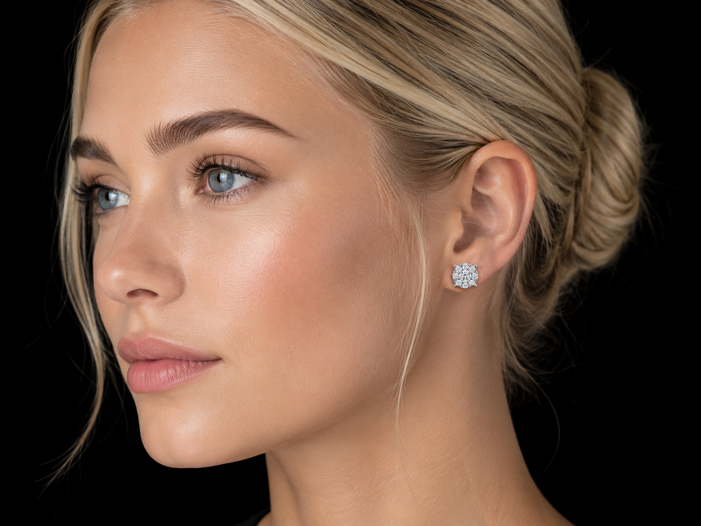 14K WHITE GOLD ROUND DIAMONDS VVS F+ EARRINGS Angelica Jewellers X Waves