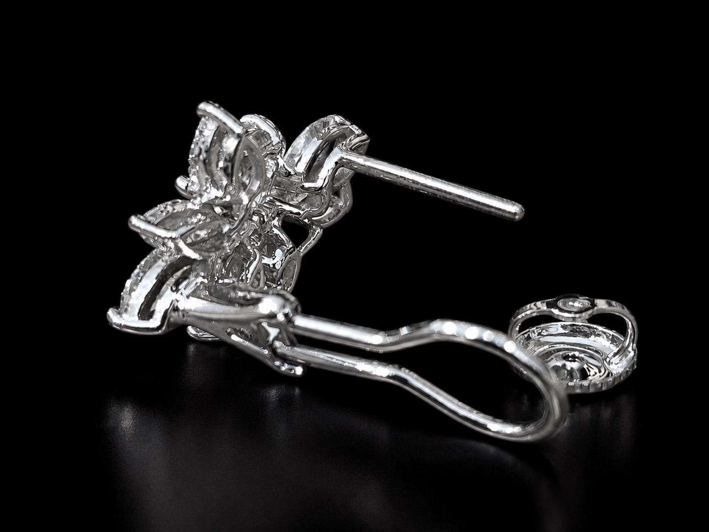 14K White Gold Antique-Inspired Lab Grown Diamond Earrings – 2.68 CT VS–VVS E–F | 17 × 12 mm Angelica Jewellers X Waves
