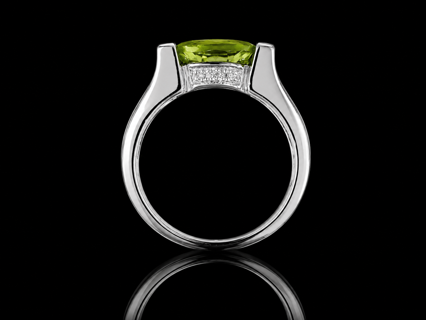 14K White Gold Peridot and Diamond Ring