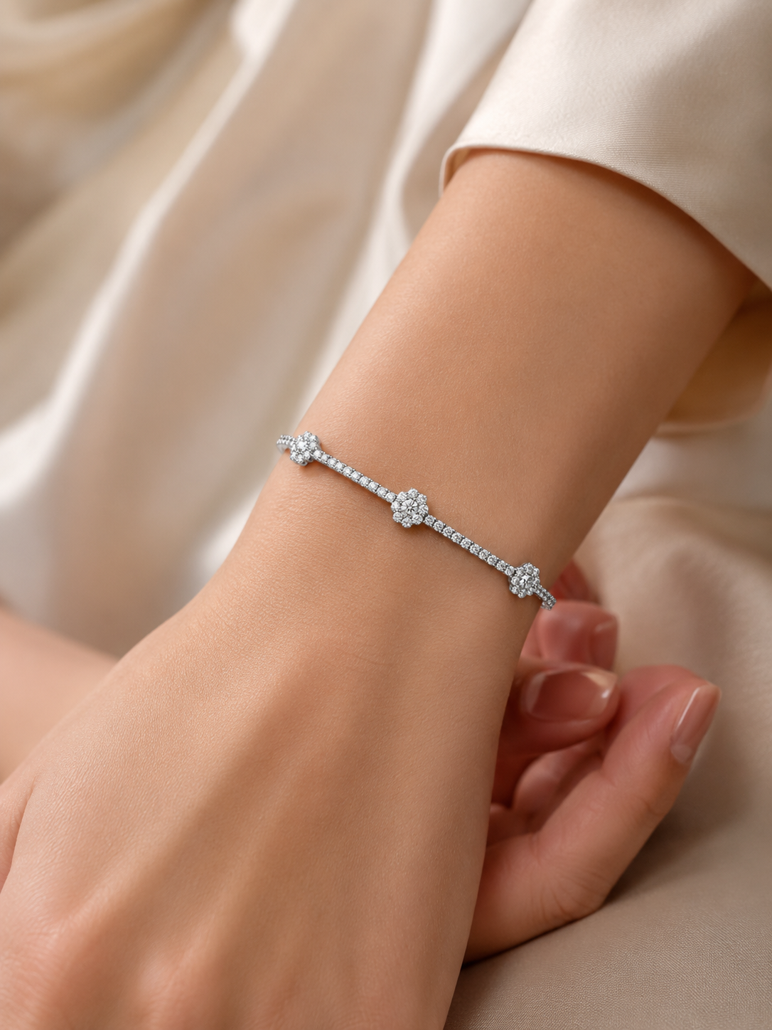 14K WHITE GOLD VVS-VS F+ LAB DIAMOND TENNIS BRACELET