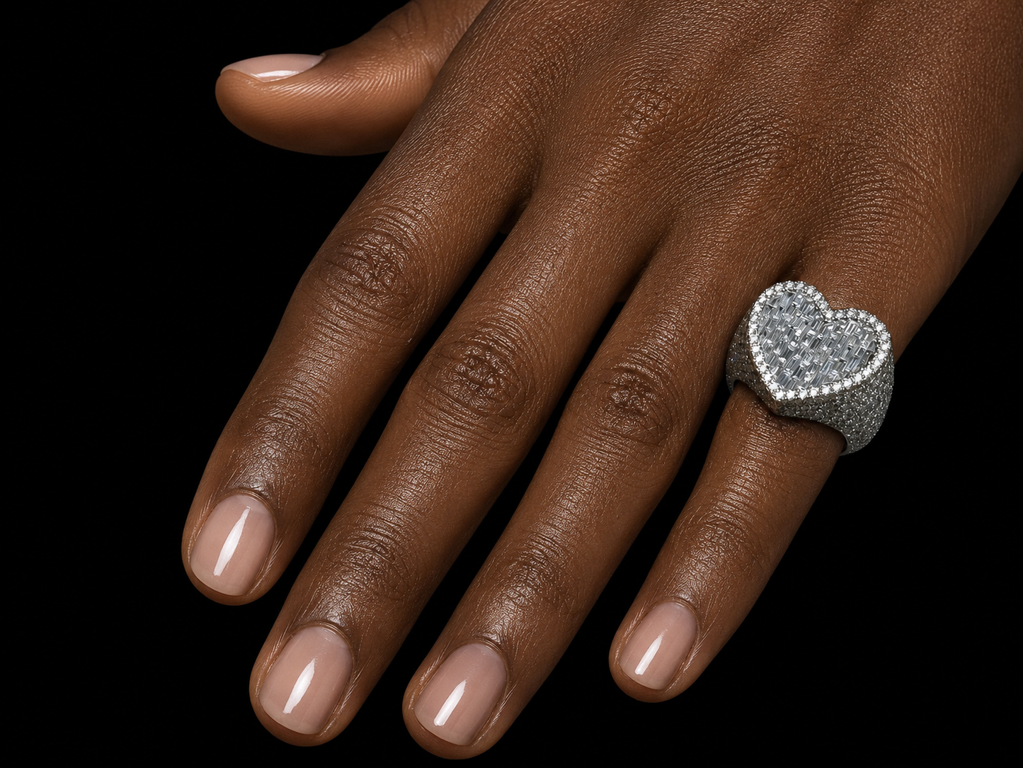 ANILLO CORAZÓN ORO BLANCO 10K 6,40CT DE DIAMANTES EN VVS F+