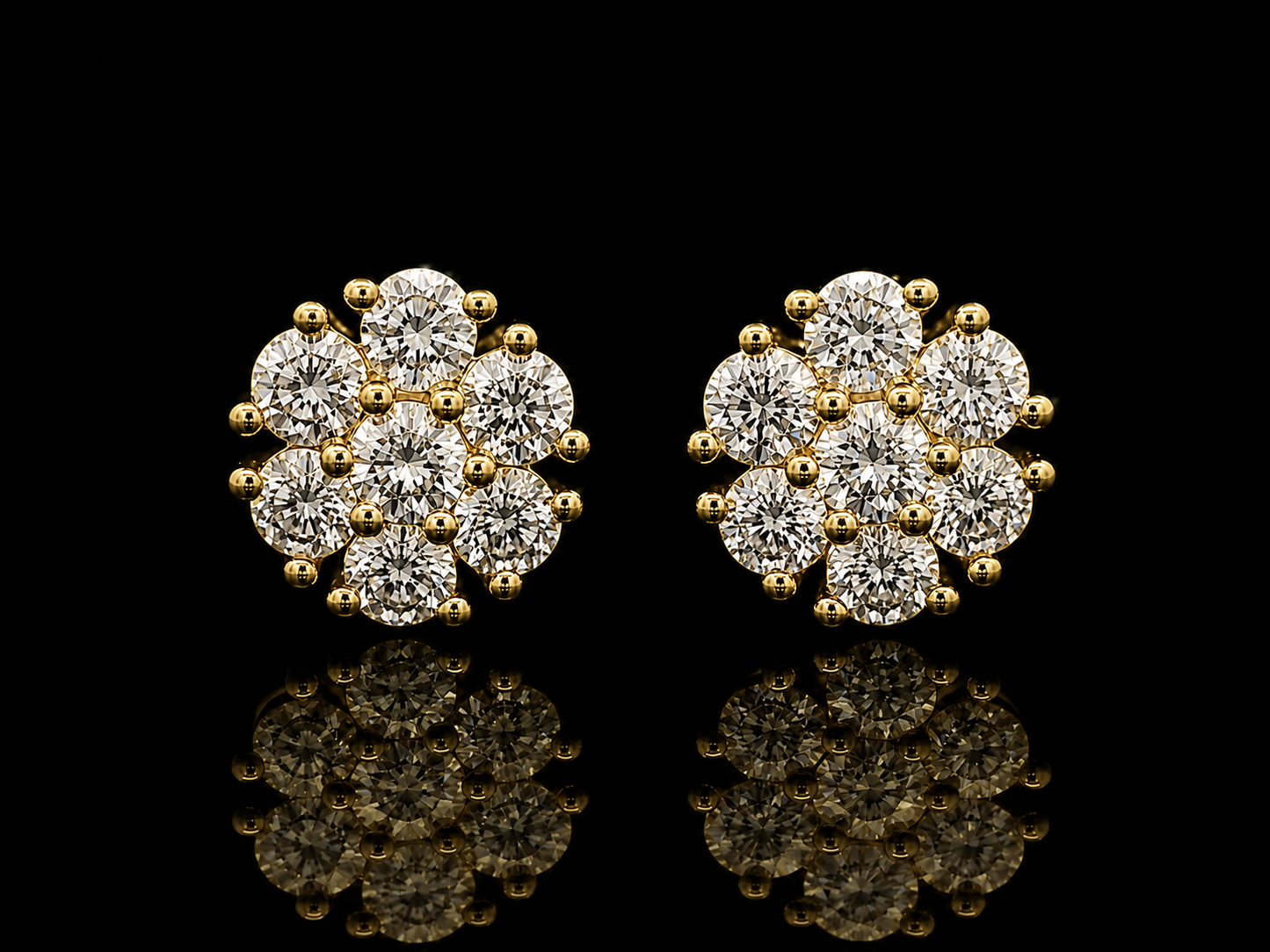 PENDIENTES VVS F+ CON DIAMANTES REDONDOS EN ORO AMARILLO DE 14 K