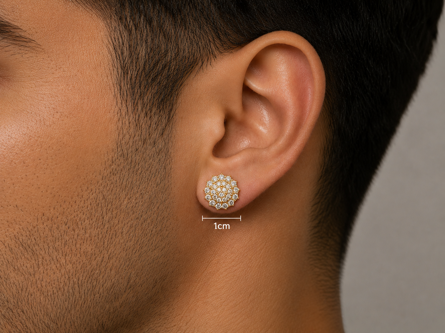 PENDIENTES DE ORO AMARILLO DE 10 QUILATES CON DIAMANTES REDONDOS DE 10 MM