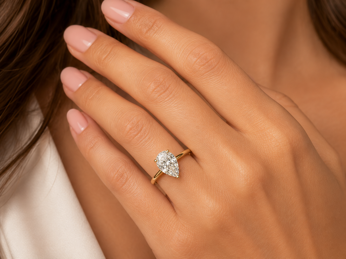 18K Yellow Gold Pear Shape Lab Diamond Engagement Ring – 1.06 ct Total – IGI Certified