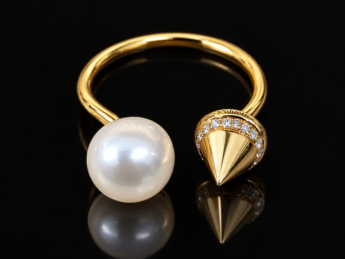 Title: 14K Yellow Gold Freshwater Pearl and Diamond Spike Ring