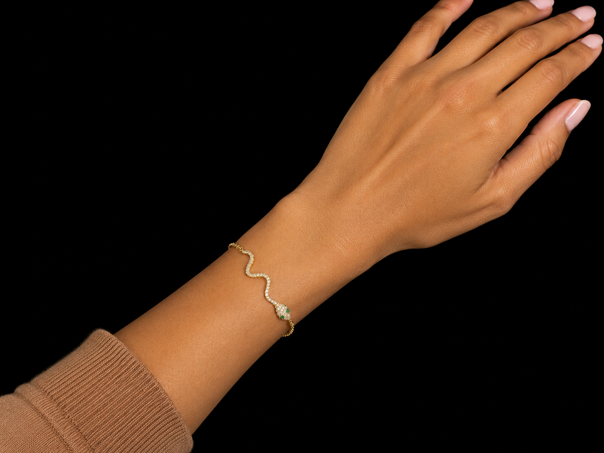 14K Yellow Gold Snake Diamond & Emerald Bracelet – 0.14 CT