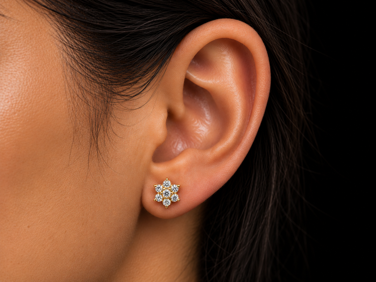 14K Yellow Gold 0.50 CT Natural Diamond Star Stud Earrings – Angelica Jewellers, view 2