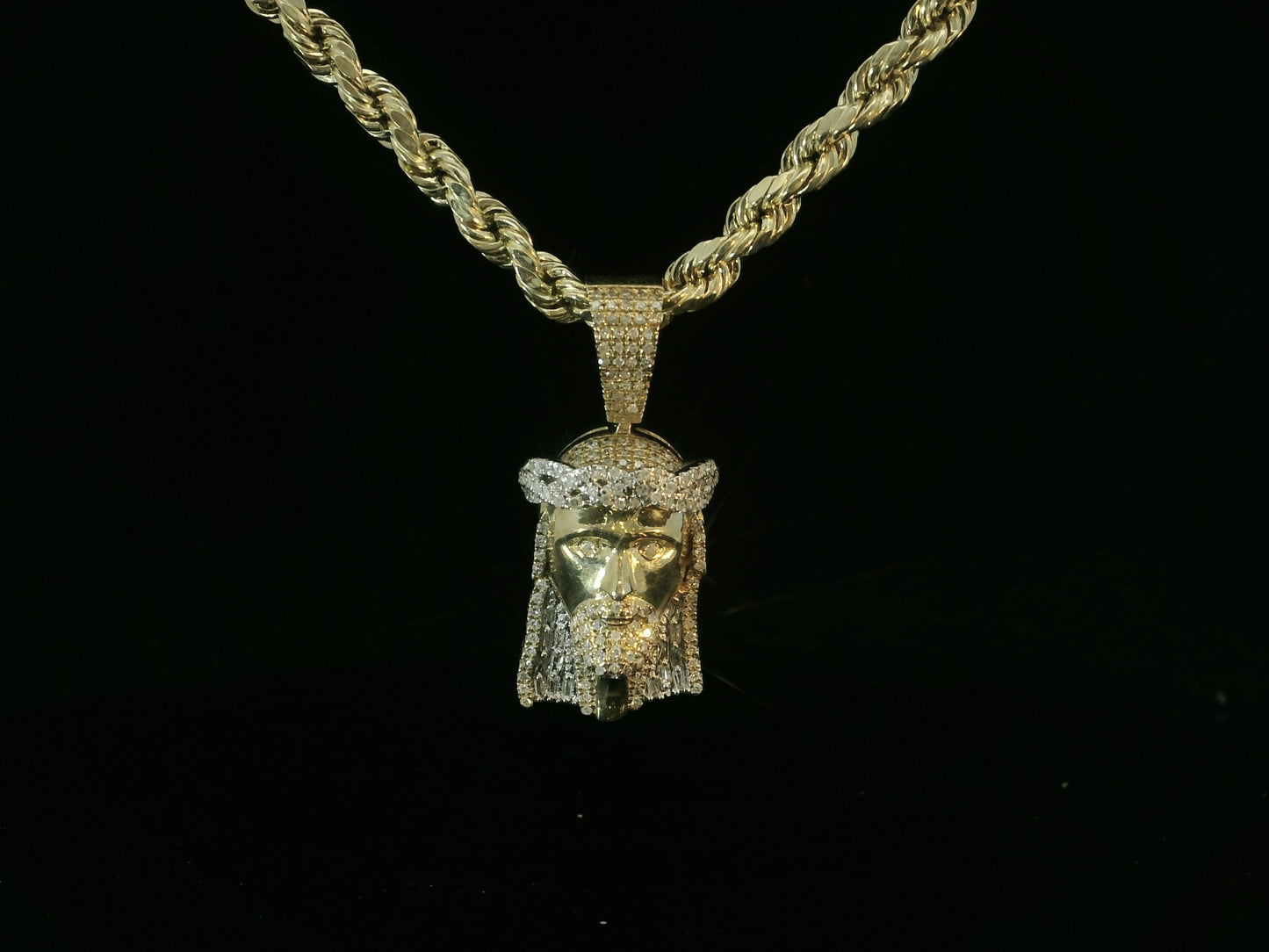 10K YELLOW GOLD DIAMOND JESUS PENDANT