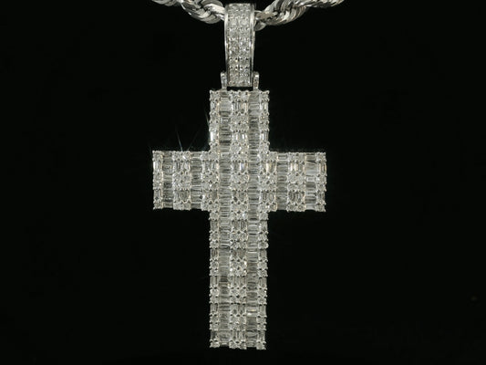 14K WHITE GOLD DIAMOND CROSS PENDANT