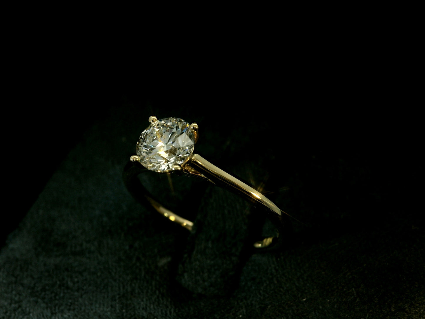18K YELLOW GOLD LAB DIAMOND ROUND BRILLIANT ENGAGEMENT RING 1.00CT