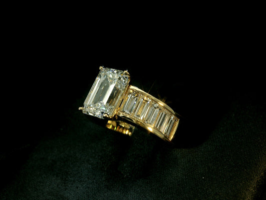 18K YELLOW GOLD LAB DIAMOND EMERALD CUT HALO ENGAGEMENT RING 7.35CT