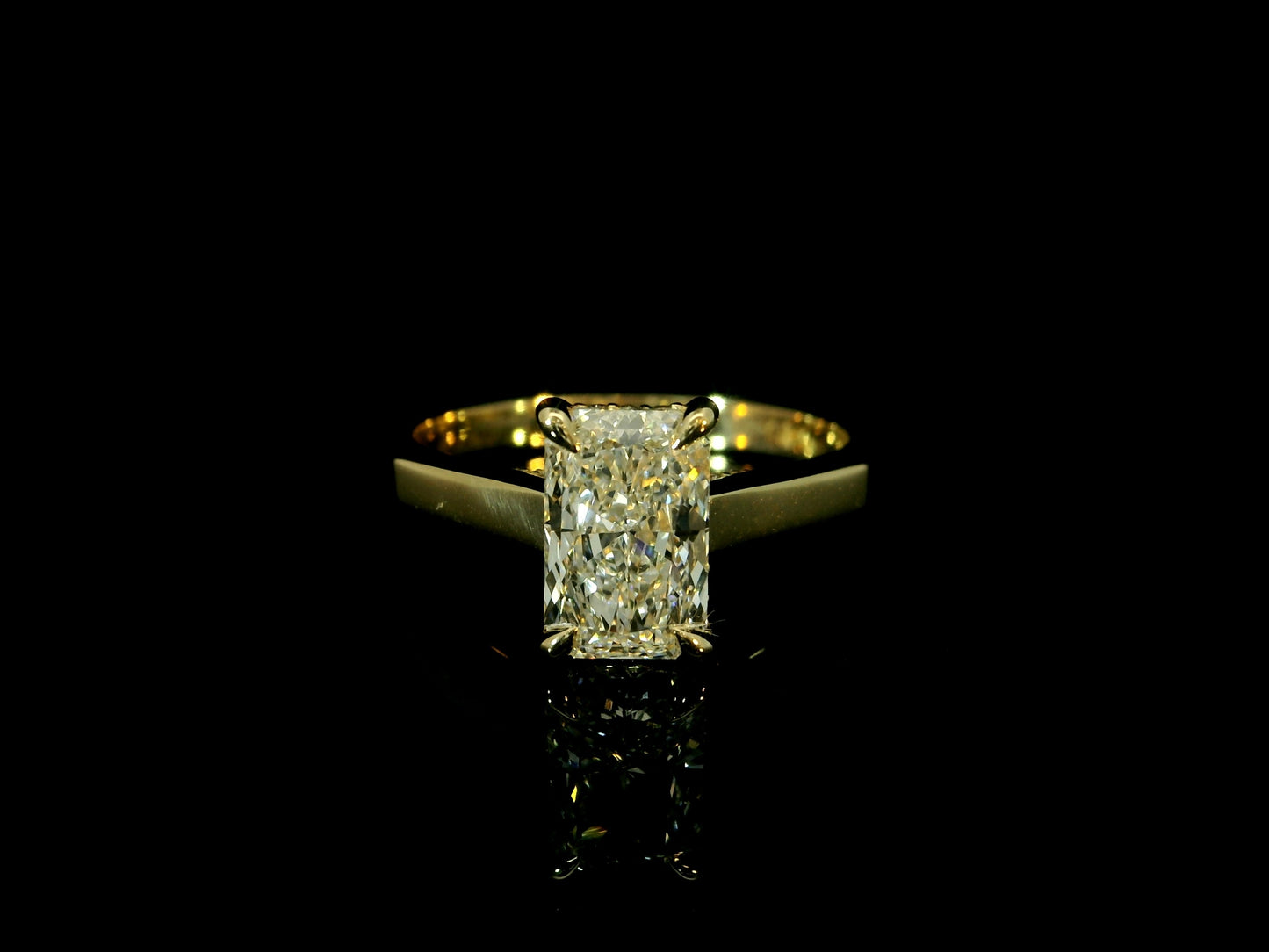 18K YELLOW GOLD LAB DIAMOND RADIANT CUT ENGAGEMENT RING 1.50CT