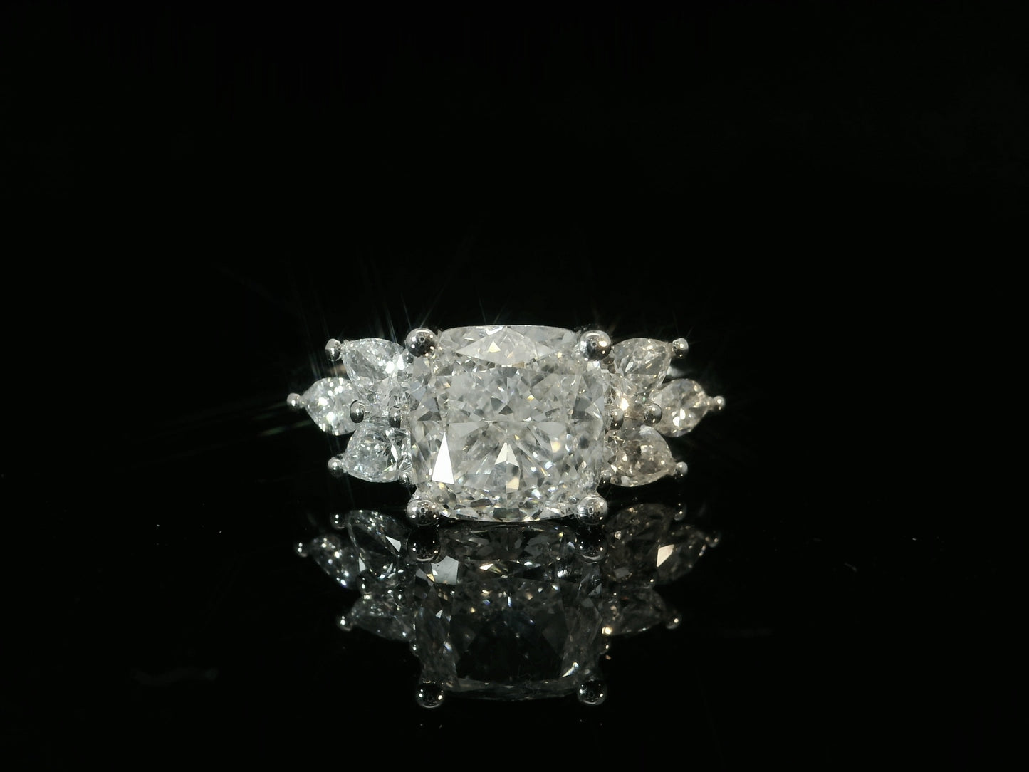 PLATINUM LAB DIAMOND CUSHION CUT ENGAGEMENT RING 3.87CT