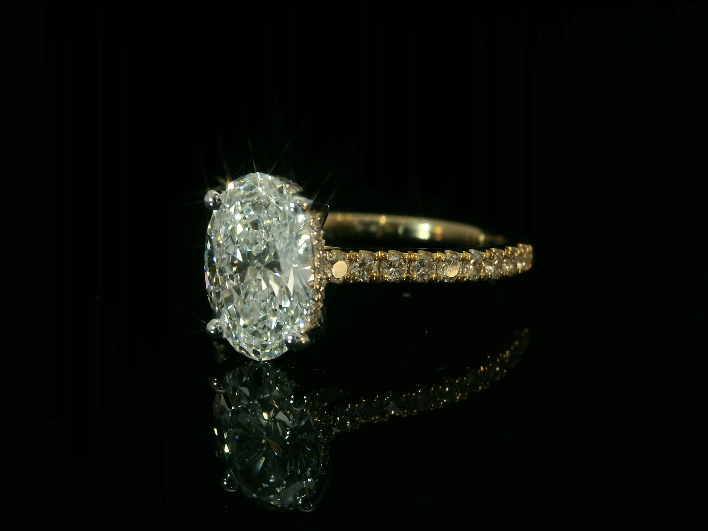 18K YELLOW GOLD LAB DIAMOND OVAL CUT ENGAGEMENT RING 1.85CT