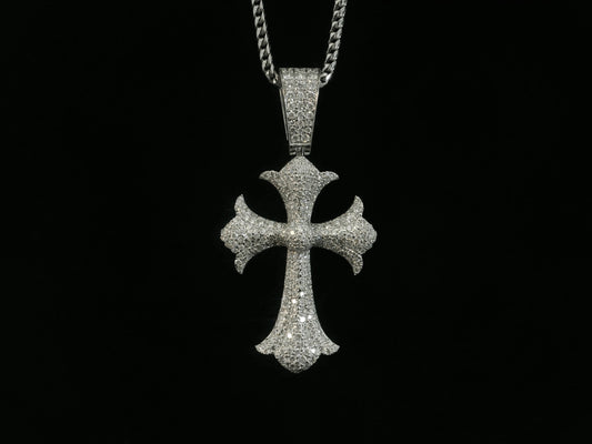 10K WHITE GOLD DIAMOND CROSS PENDANT