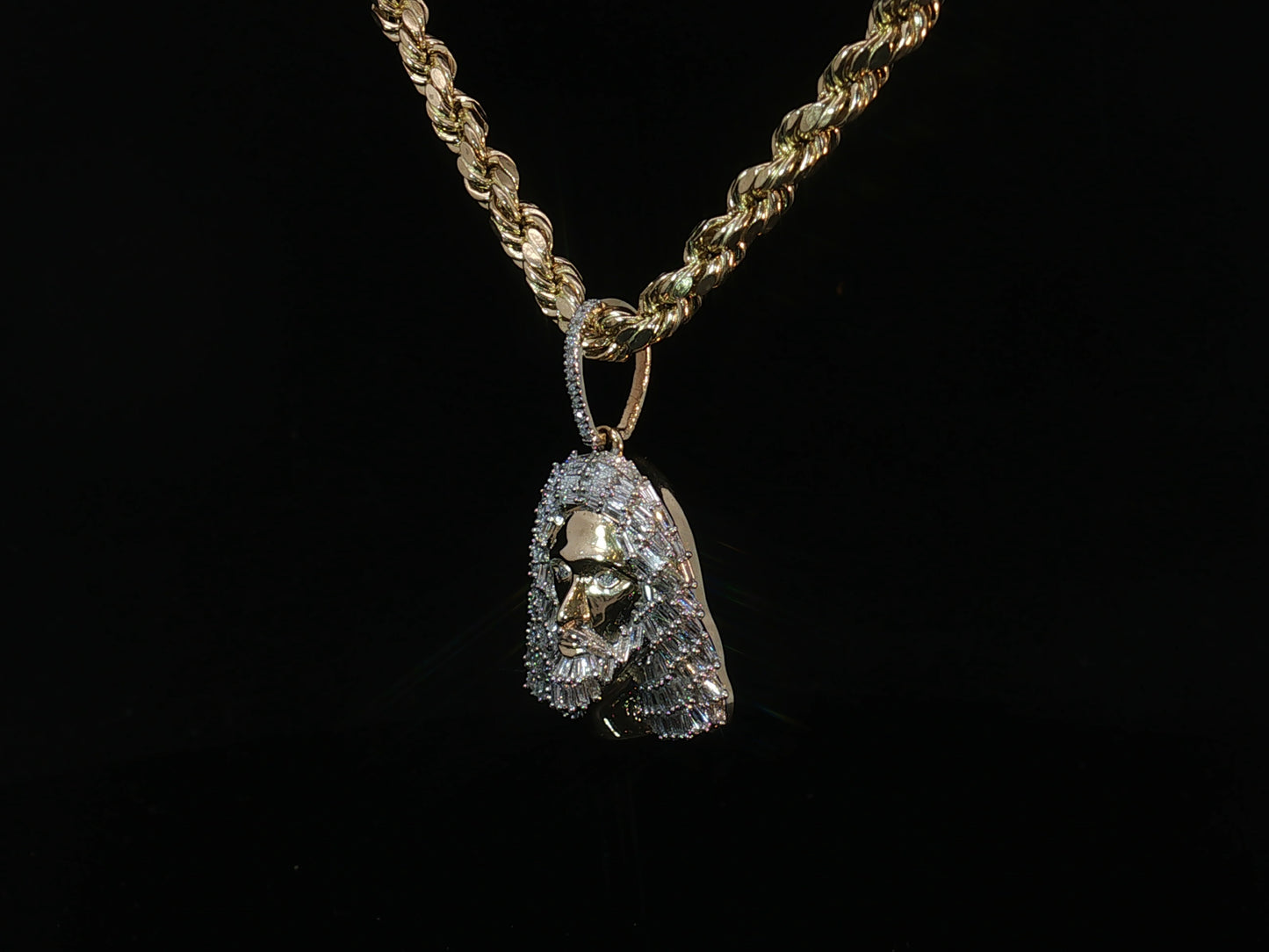 10K YELLOW GOLD DIAMOND JESUS PENDANT