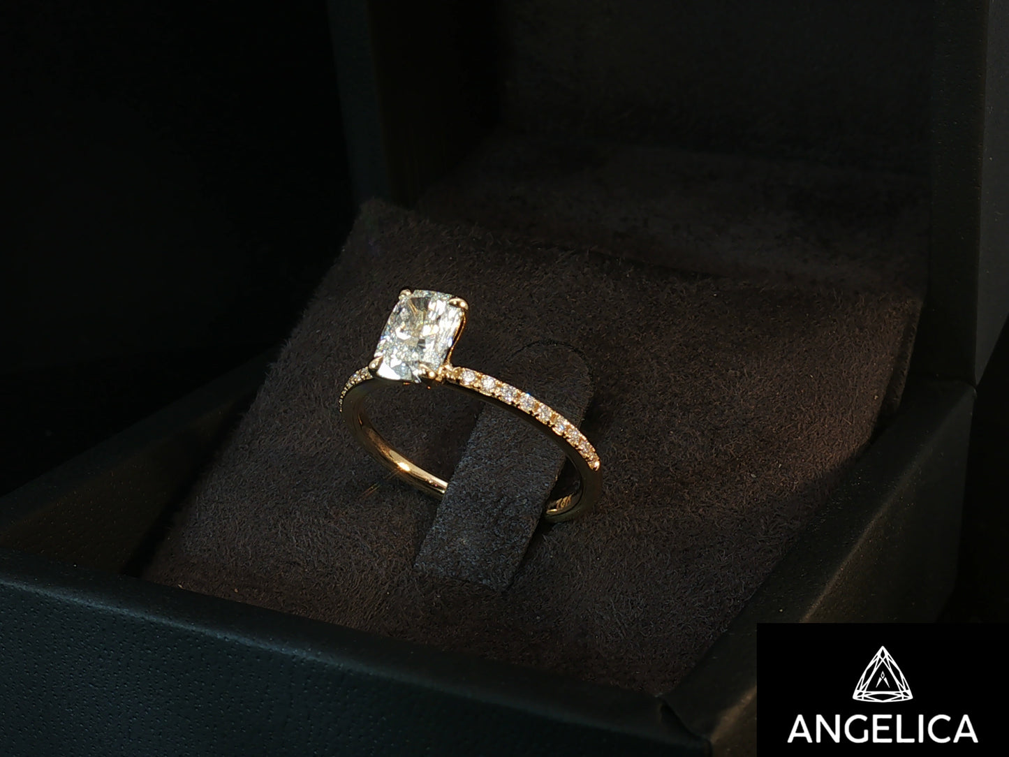 18K Gold Elongated Cushion Lab Diamond Engagement Ring – 1.10 ct Total – IGI Certified